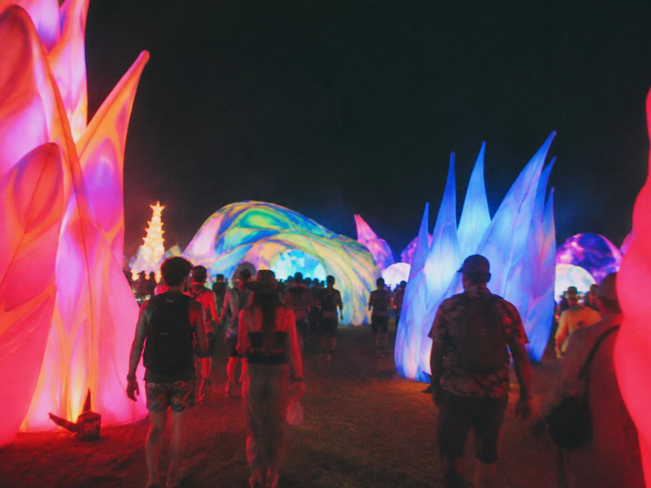 Instalação de arte iluminada